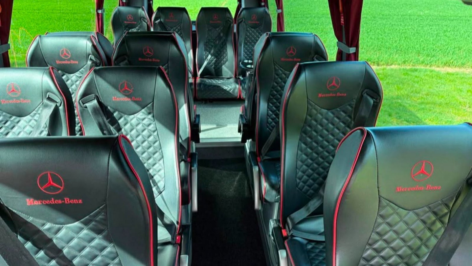 Mercedes-Benz Sprinter Minibus - photo 2