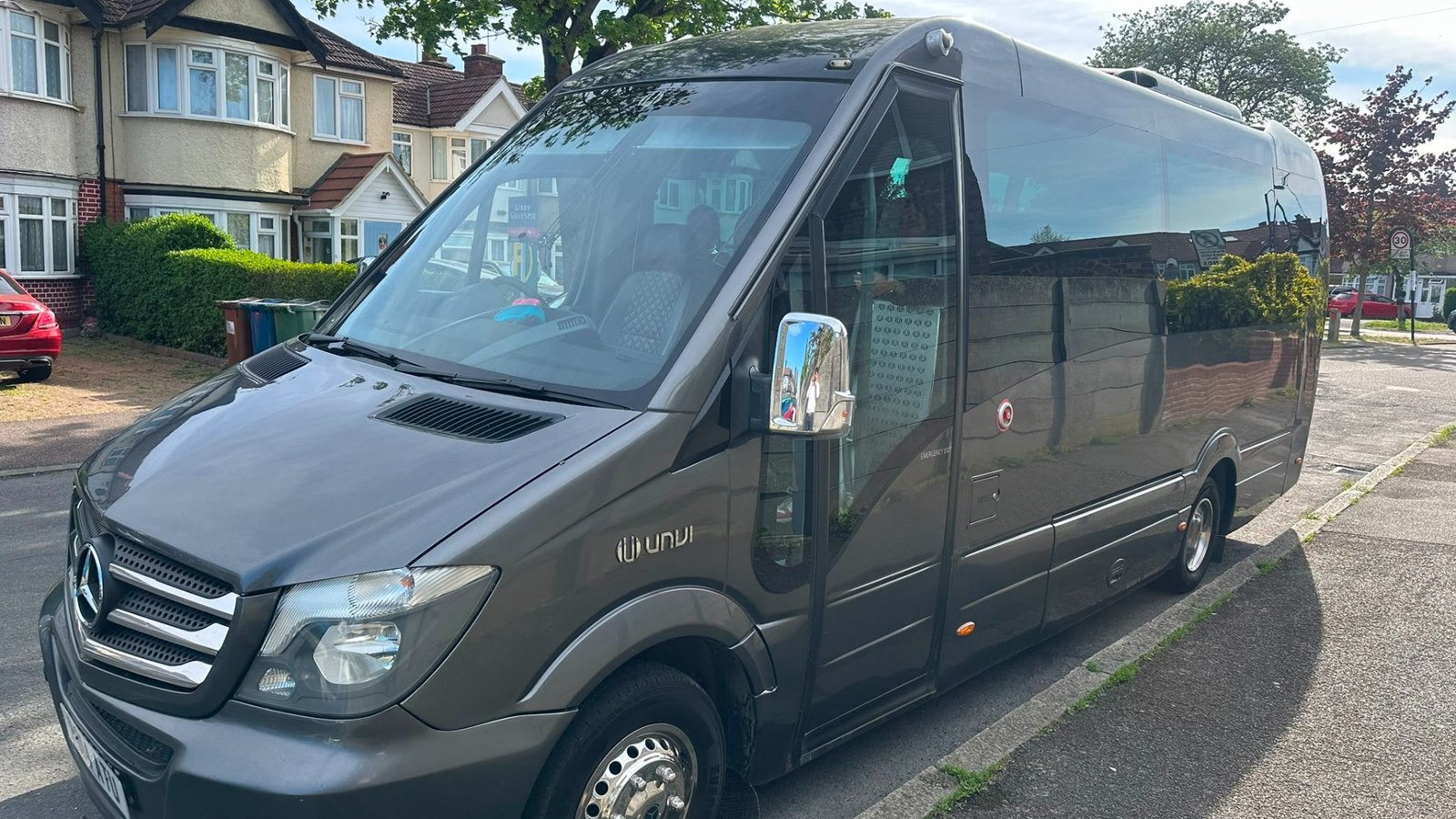 Mercedes-Benz Sprinter Minibus - photo 3
