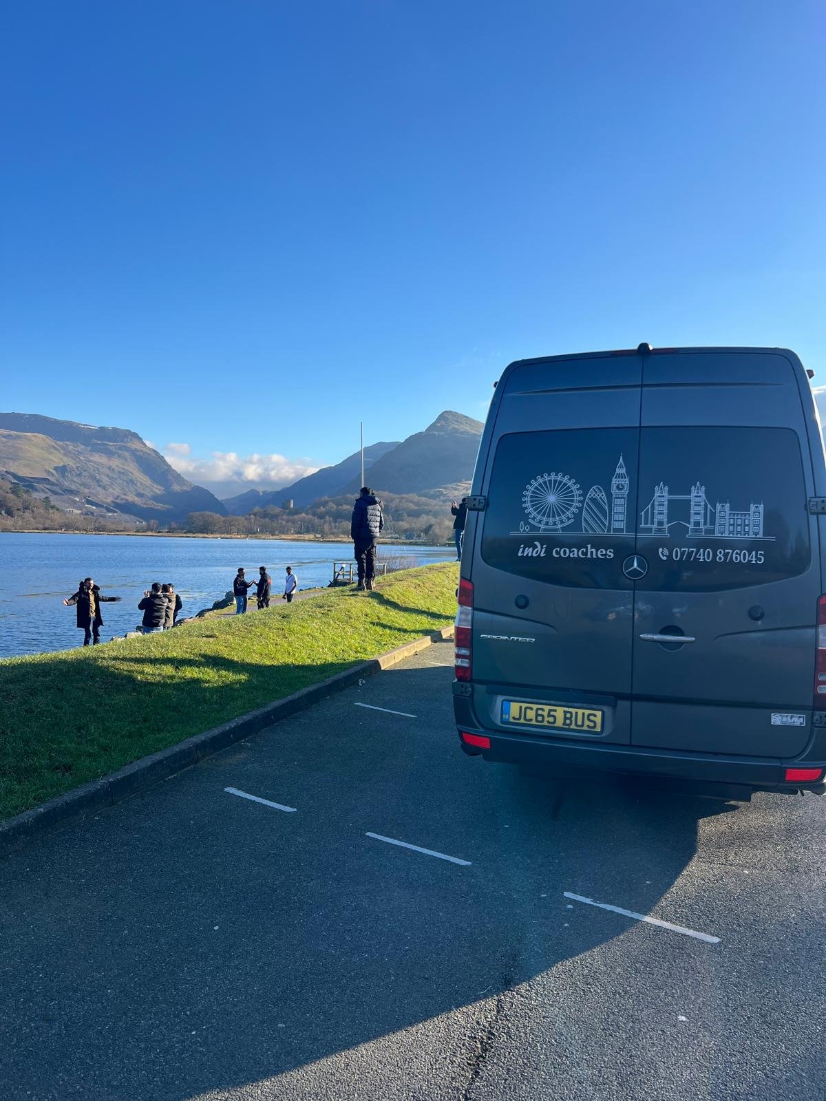 INDI miniBUS hire